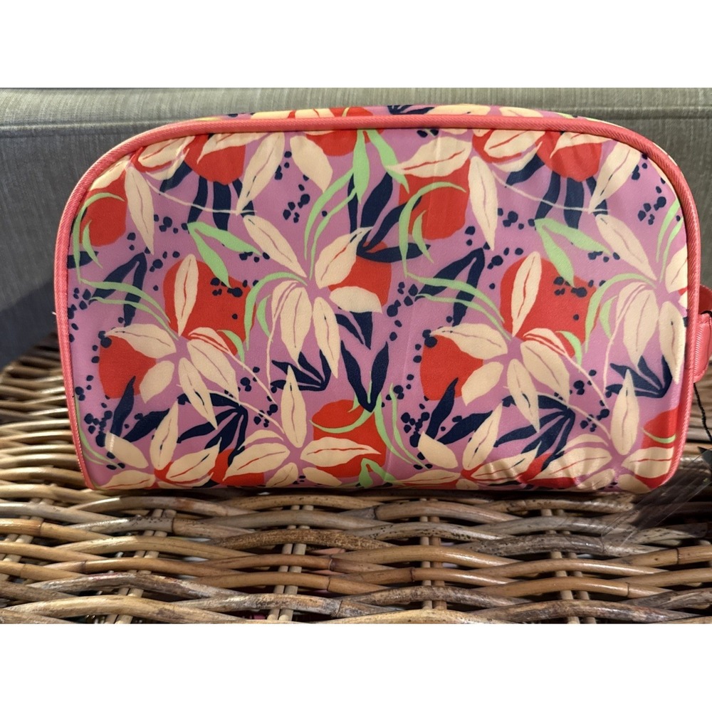 JONES NEW YORK FLORAL TOILETRY MAKEUP BAG WITH BONUS BOTTLE NEW WITH TAGS - Picture 3 of 4